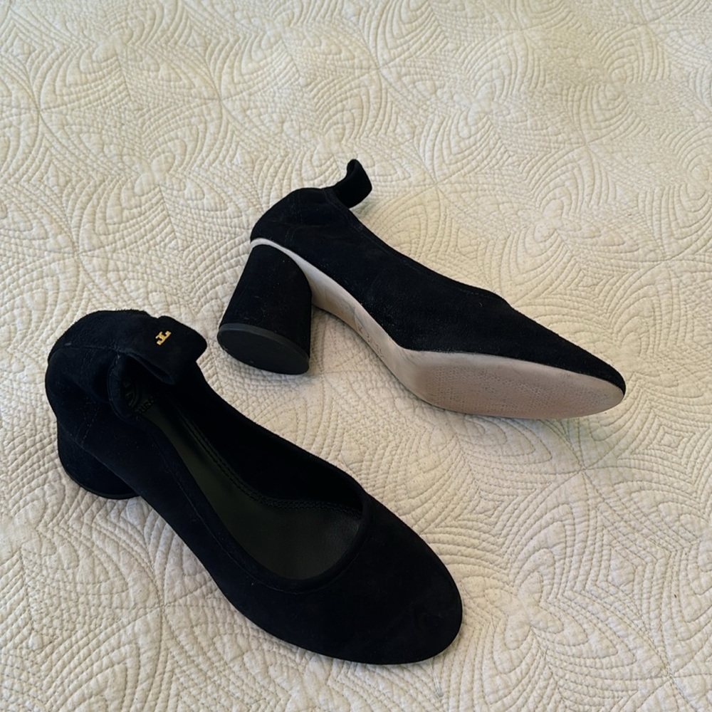 Tory Burch round chunky heel black suede Pumps Mint size 7.5